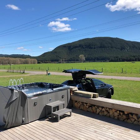 Full Holiday Home To Yourself, Up To 21 Guests Atiamuri Exteriör bild