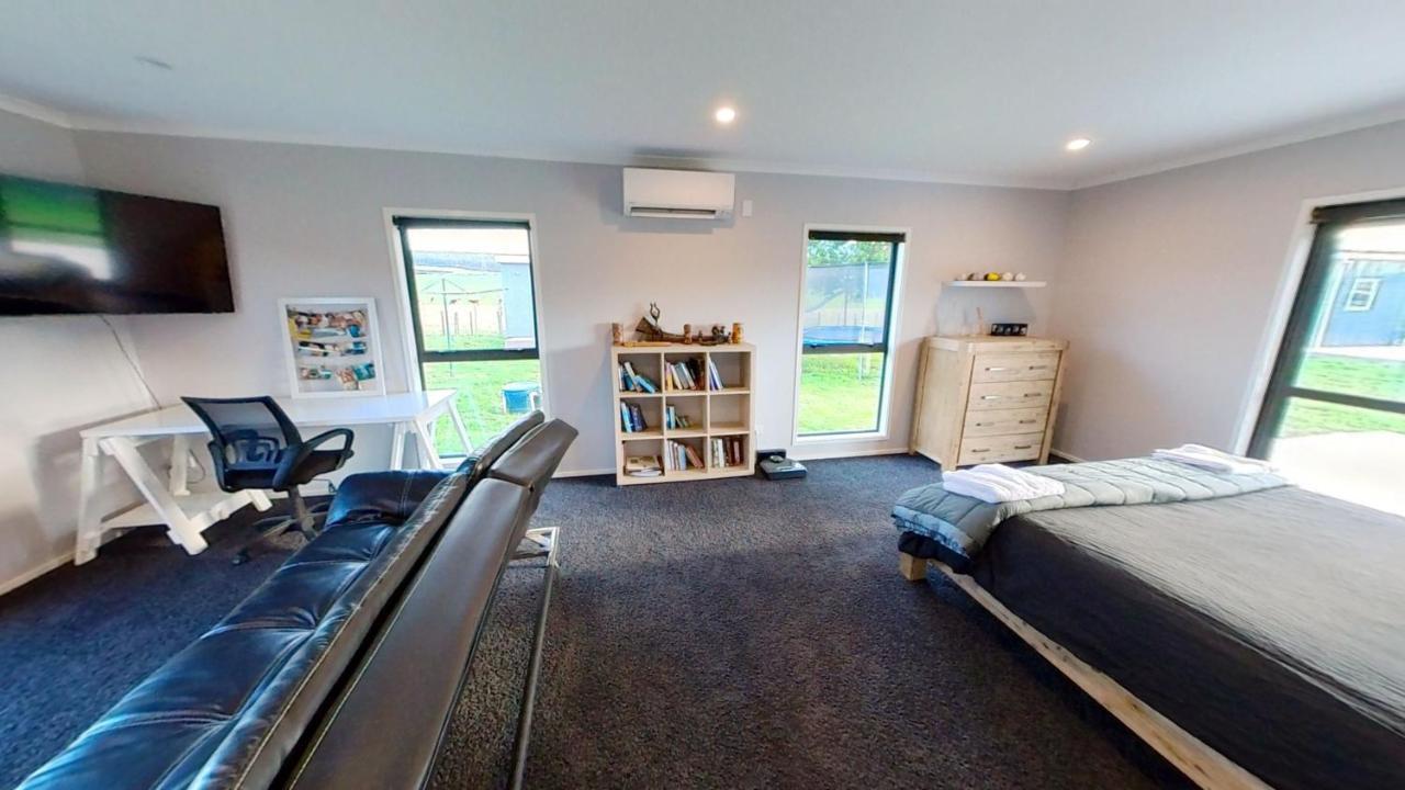 Full Holiday Home To Yourself, Up To 21 Guests Atiamuri Exteriör bild