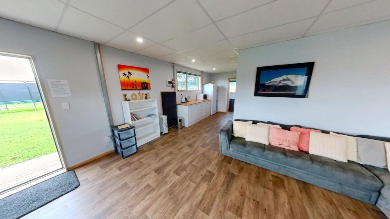 Full Holiday Home To Yourself, Up To 21 Guests Atiamuri Exteriör bild