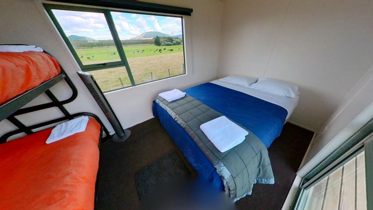 Full Holiday Home To Yourself, Up To 21 Guests Atiamuri Exteriör bild